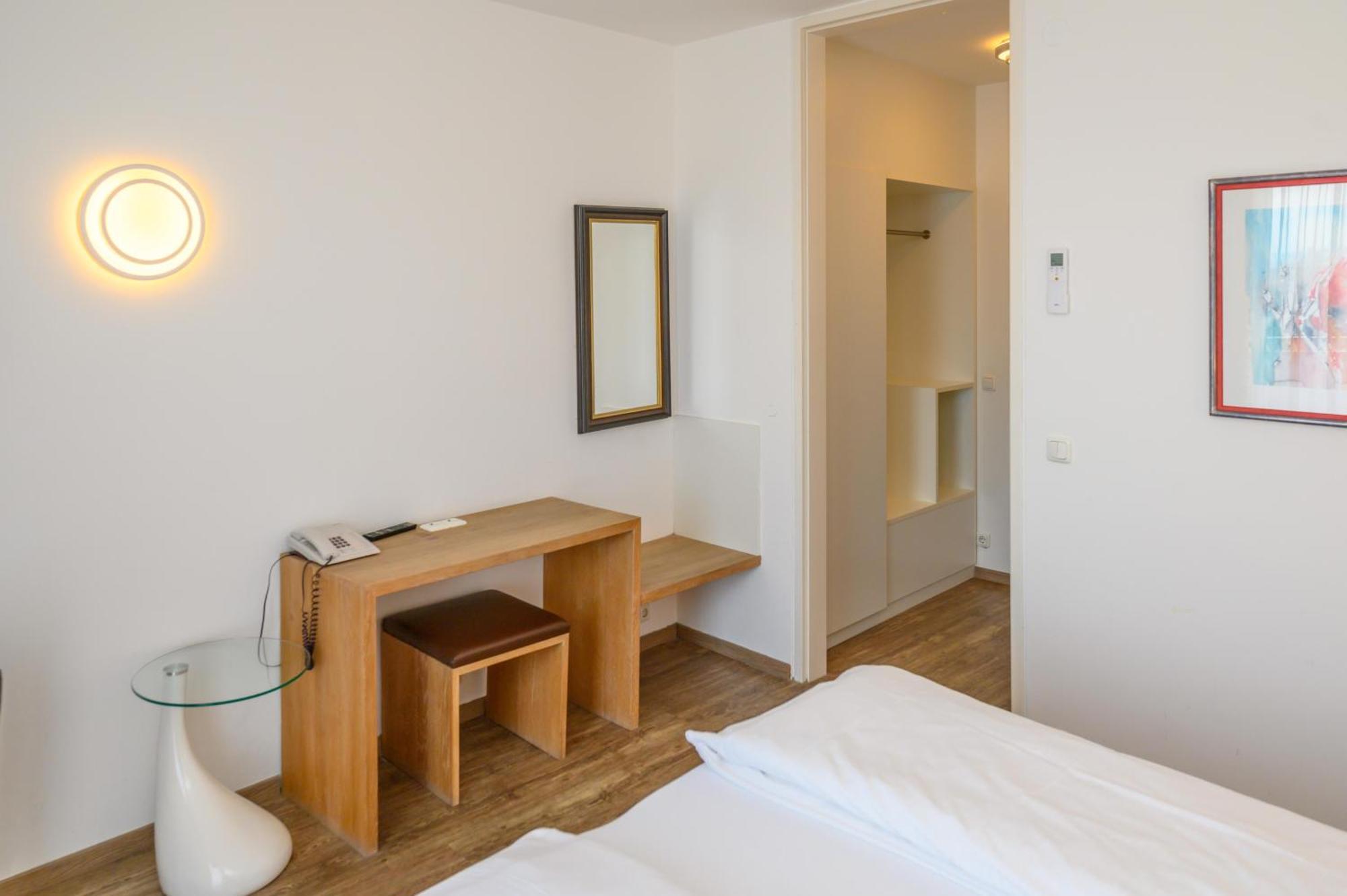 Appartement-Hotel Gh Zum Goldenen Schiff Enns Luaran gambar