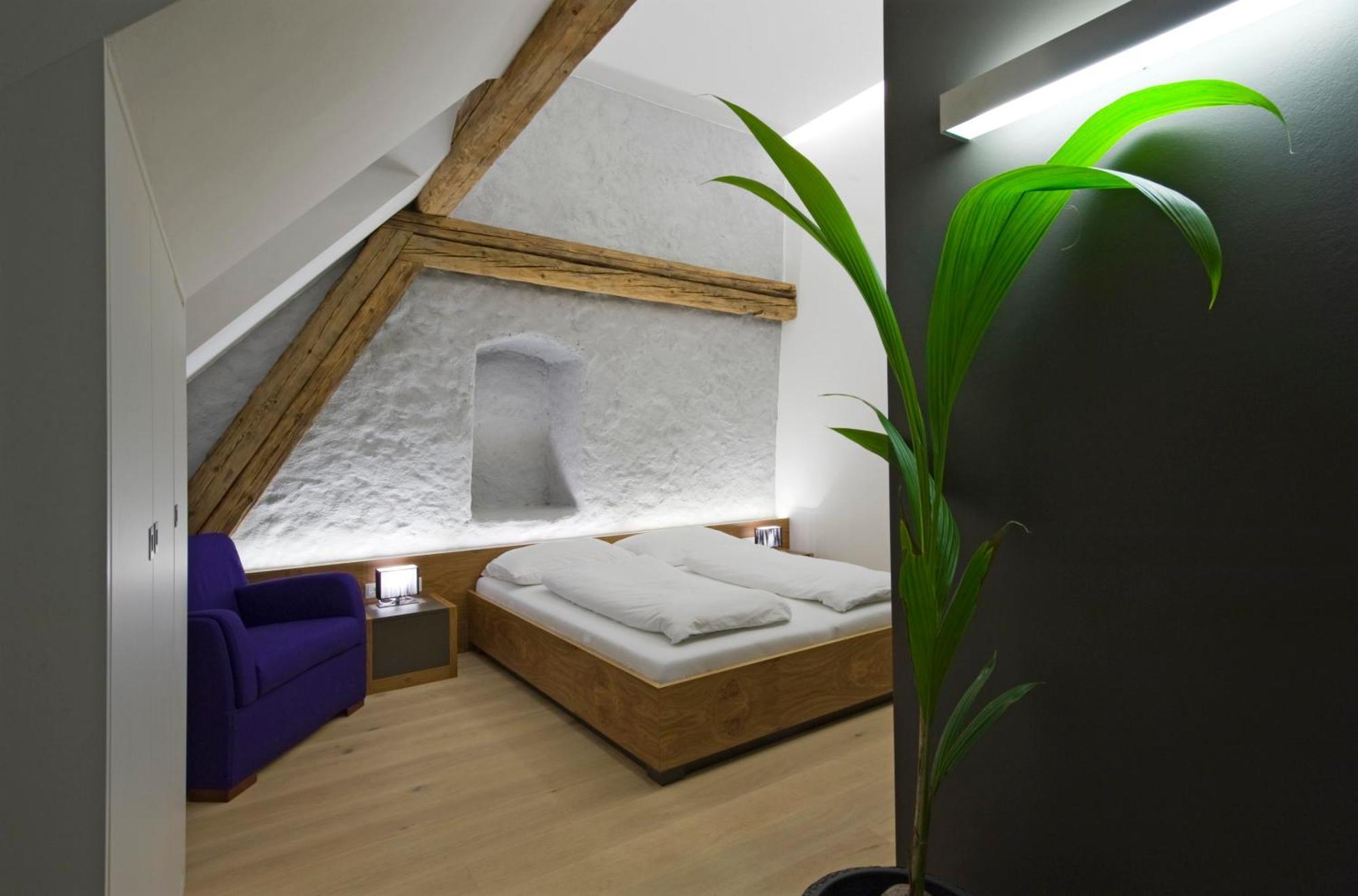 Appartement-Hotel Gh Zum Goldenen Schiff Enns Luaran gambar