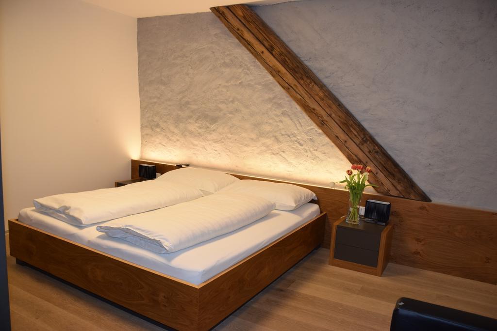 Appartement-Hotel Gh Zum Goldenen Schiff Enns Bilik gambar