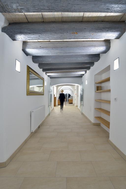 Appartement-Hotel Gh Zum Goldenen Schiff Enns Luaran gambar